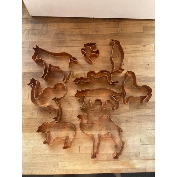 Martha Stewart Noah’s Ark copper cookie cutters set/ 9, never used original box - Picture 2 of 4